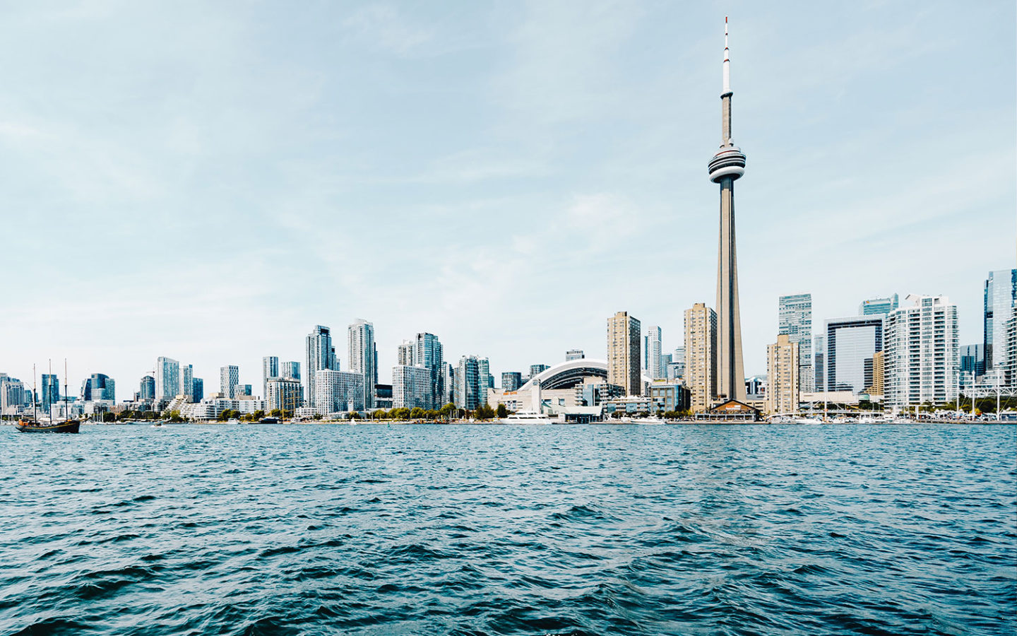 view from Lake Ontario of Toronto and the CN tower